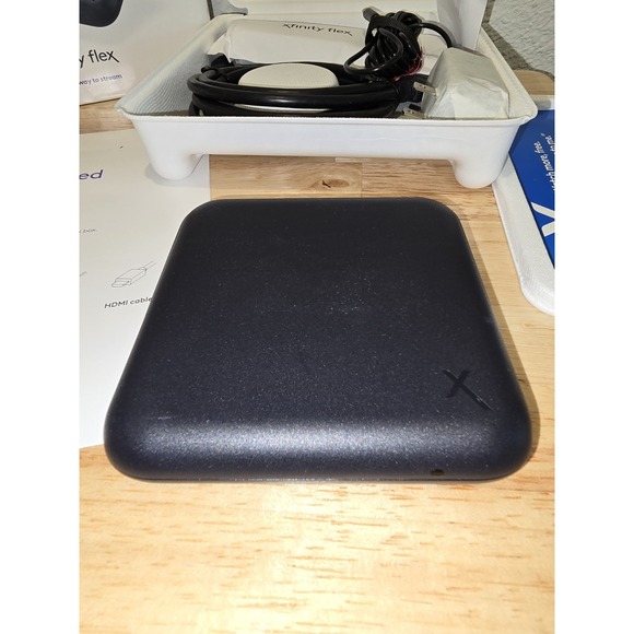 Xfinity Flex 4K Ultra HD Streaming TV Box with Voice Remote New Open Box - Picture 8 of 12